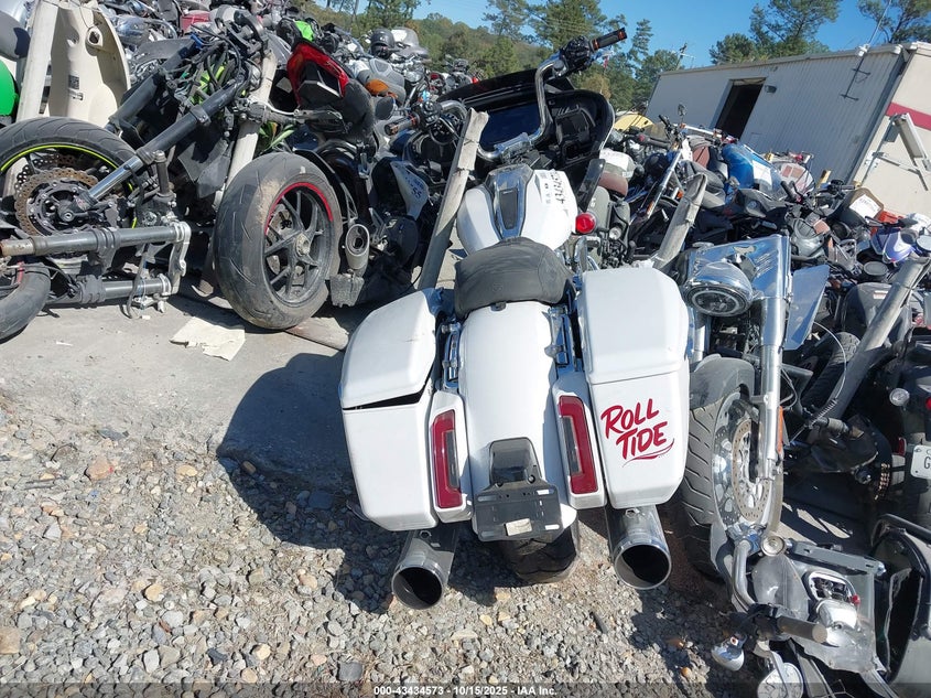 2024 HARLEY-DAVIDSON FLTRX 1HD1KH716RB630827