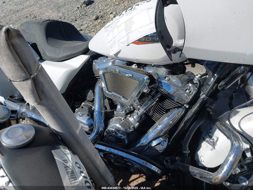 2024 HARLEY-DAVIDSON FLTRX 1HD1KH716RB630827