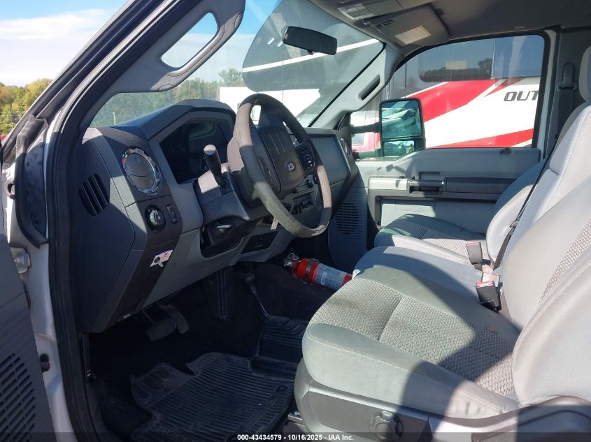 2016 Ford F-550 Chassis Xlt VIN: 1FD0X5HY1GEB17114 Lot: 43434579