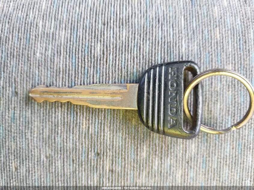 1998 Honda Civic Dx VIN: 1HGEJ6226WL066159 Lot: 43434698