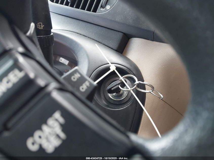 2007 Hyundai Entourage Gls/Limited/Se VIN: KNDMC233776039878 Lot: 43434729