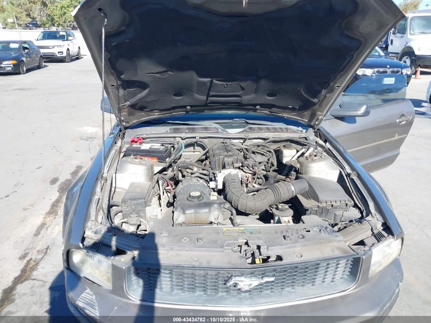 2005 Ford Mustang VIN: 1ZVFT84N155202844 Lot: 43434782