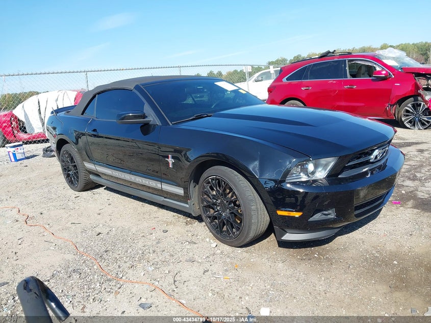 FORD MUSTANG V6 PREMIUM