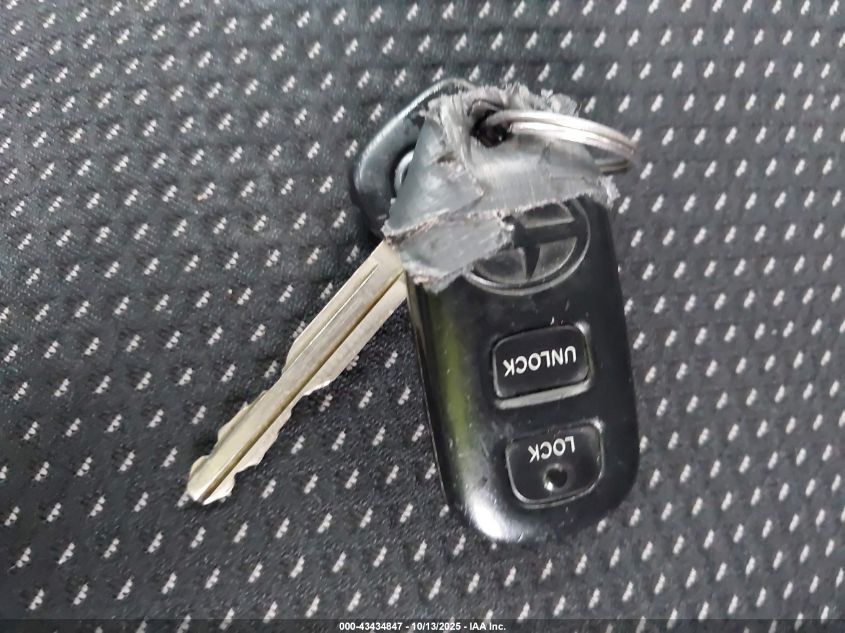 2004 Scion Xb VIN: JTLKT334540169098 Lot: 43434847