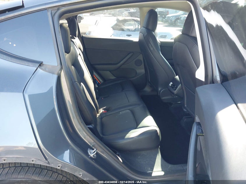 2020 Tesla Model Y Long Range Dual Motor All-Wheel Drive VIN: 5YJYGDEE6LF041751 Lot: 43434856