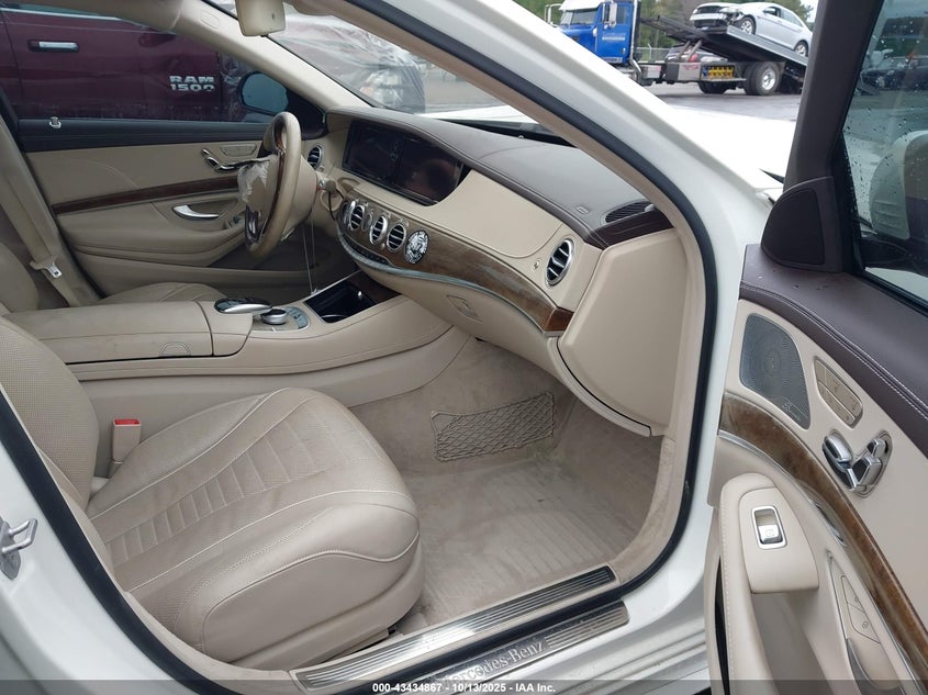 2015 MERCEDES-BENZ S 550 WDDUG8CB0FA189878