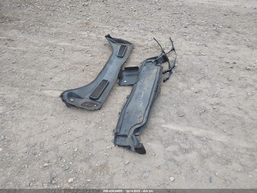 2017 Ford Escape Se VIN: 1FMCU0GD8HUF02345 Lot: 43434899