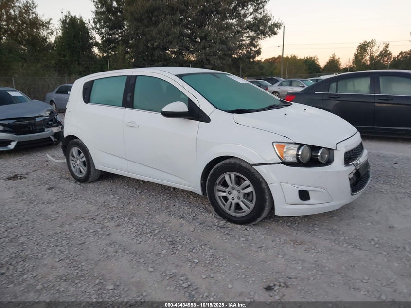 CHEVROLET SONIC LT AUTO