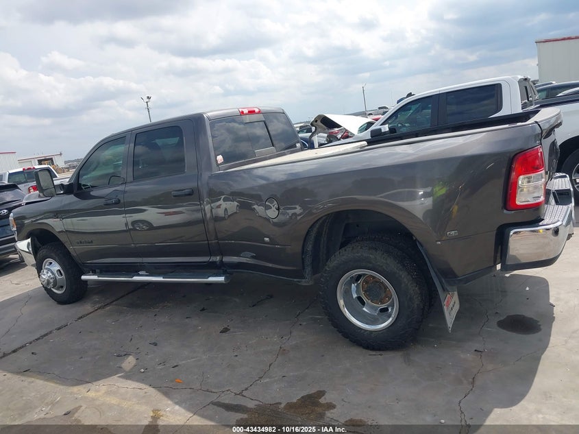 2021 Ram 3500 Tradesman 4X4 8' Box VIN: 3C63RRGL9MG504711 Lot: 43434982