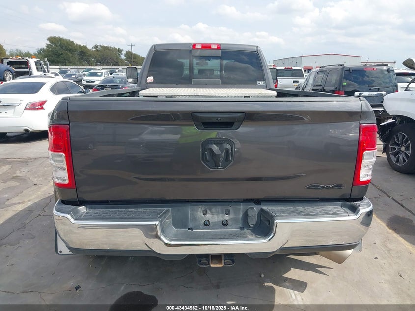 2021 Ram 3500 Tradesman 4X4 8' Box VIN: 3C63RRGL9MG504711 Lot: 43434982