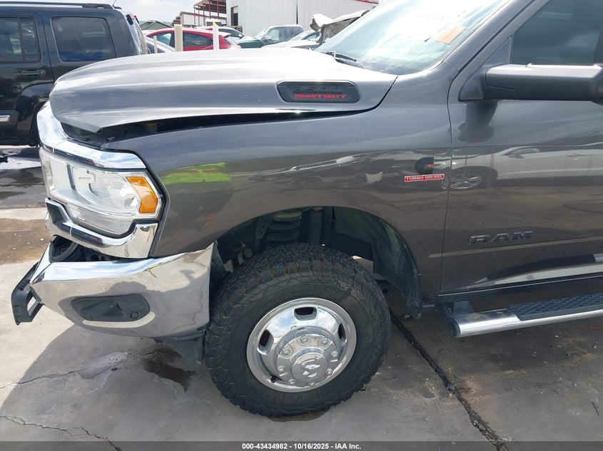 2021 Ram 3500 Tradesman 4X4 8' Box VIN: 3C63RRGL9MG504711 Lot: 43434982