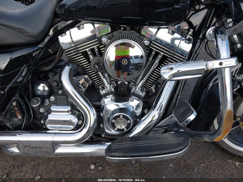 2016 Harley-Davidson Fltrxs Road Glide Special VIN: 1HD1KTM12GB642994 Lot: 43435040