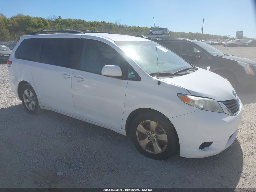 TOYOTA SIENNA LE V6