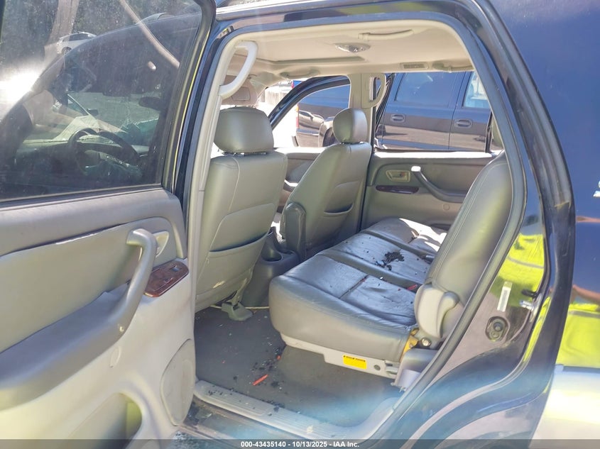 2004 Toyota Sequoia Sr5 V8 VIN: 5TDZT34A24S213148 Lot: 43435140