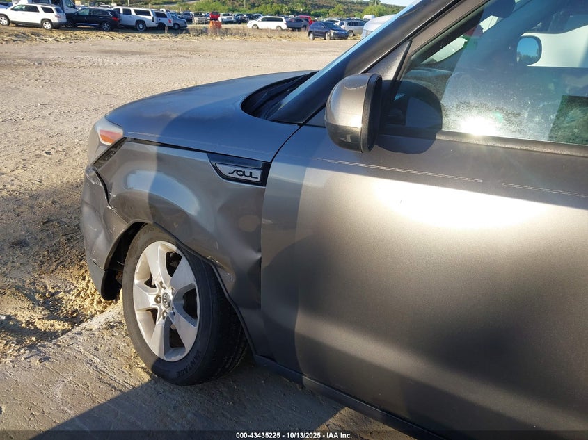 2017 KIA SOUL KNDJN2A22H7480322