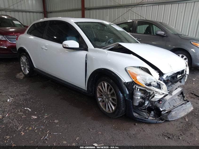 VOLVO C30 T5/T5 R-DESIGN