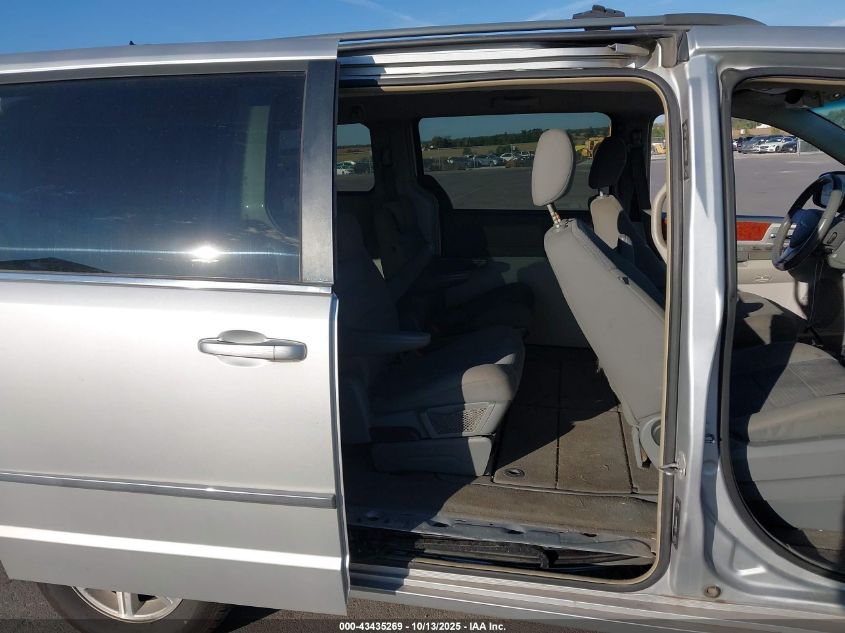 2009 Chrysler Town & Country Touring VIN: 2A8HR54149R563119 Lot: 43435269