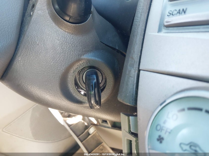 2008 Toyota Camry Le VIN: 4T1BE46K18U781640 Lot: 43435291