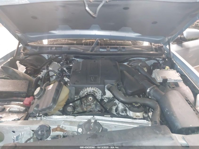 2006 Mercury Grand Marquis Gs VIN: 2MEFM74WX6X617033 Lot: 43435360