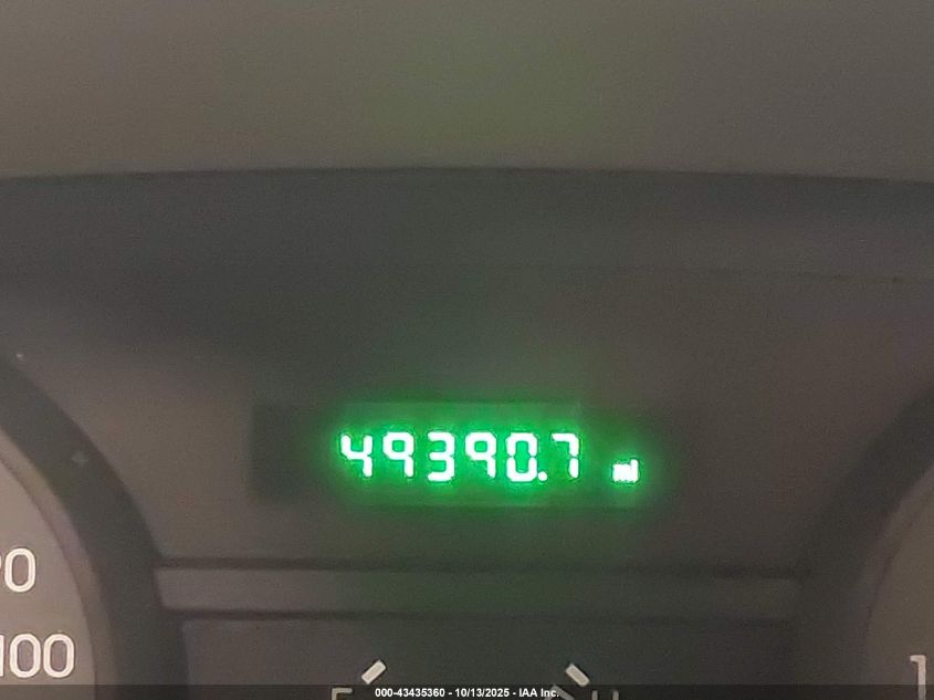 2006 Mercury Grand Marquis Gs VIN: 2MEFM74WX6X617033 Lot: 43435360