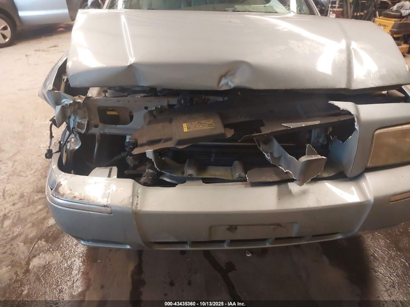 2006 Mercury Grand Marquis Gs VIN: 2MEFM74WX6X617033 Lot: 43435360