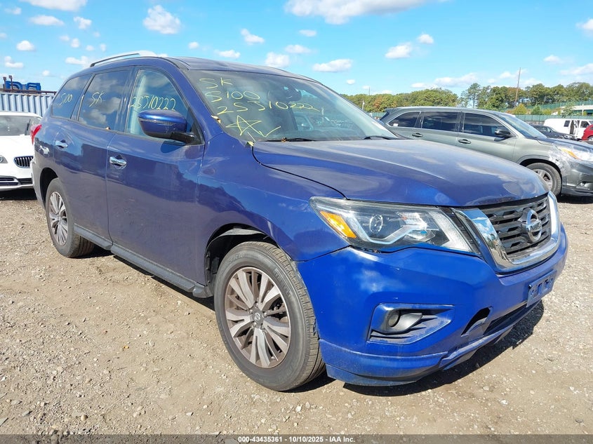 NISSAN PATHFINDER SV