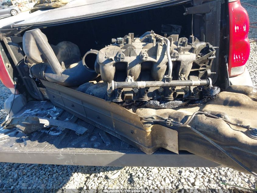 2002 Chevrolet Avalanche 1500 VIN: 3GNEC13T02G156621 Lot: 43435476