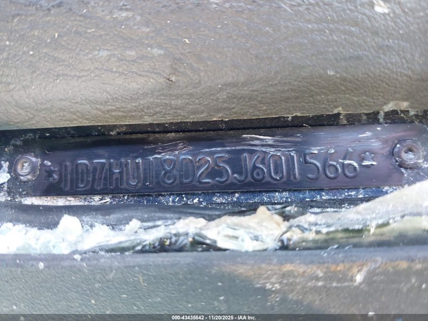 2005 Dodge Ram 1500 Slt/Laramie VIN: 1D7HU18D25J601566 Lot: 43435542