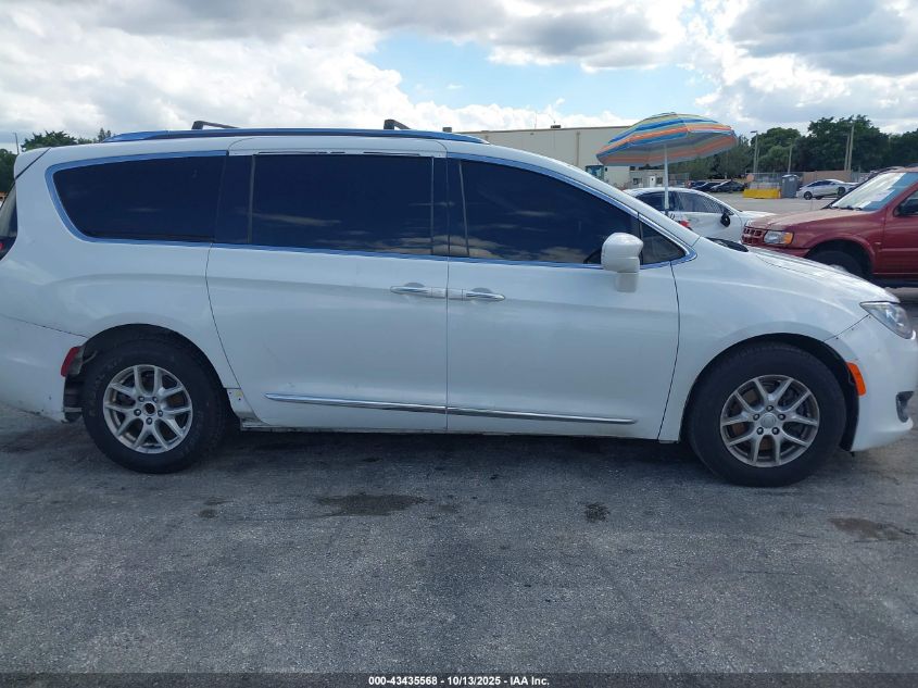 2020 Chrysler Pacifica Touring L VIN: 2C4RC1BG2LR124019 Lot: 43435568