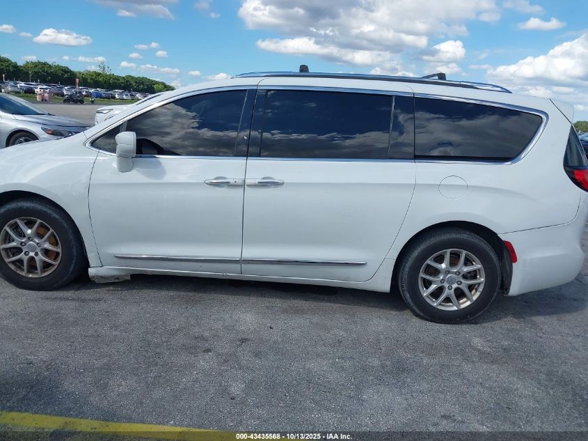 2020 Chrysler Pacifica Touring L VIN: 2C4RC1BG2LR124019 Lot: 43435568