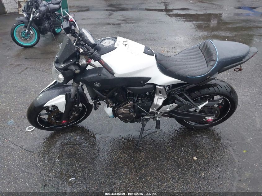 2017 Yamaha Fz07 VIN: JYARM06E0HA012004 Lot: 43435609