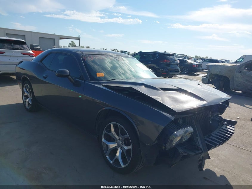 DODGE CHALLENGER SXT PLUS
