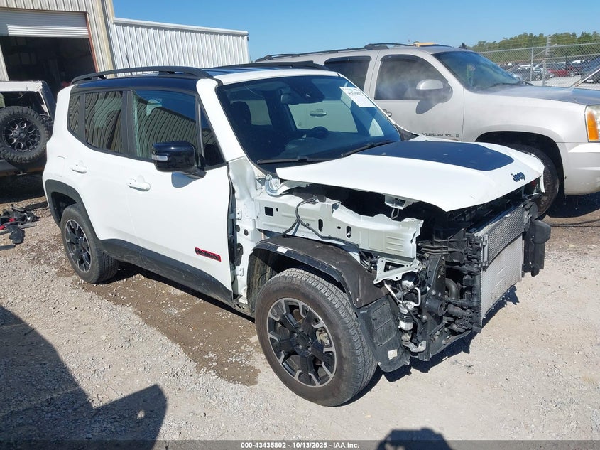 JEEP RENEGADE TRAILHAWK 4X4