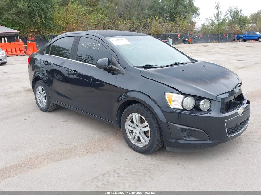 CHEVROLET SONIC LT AUTO