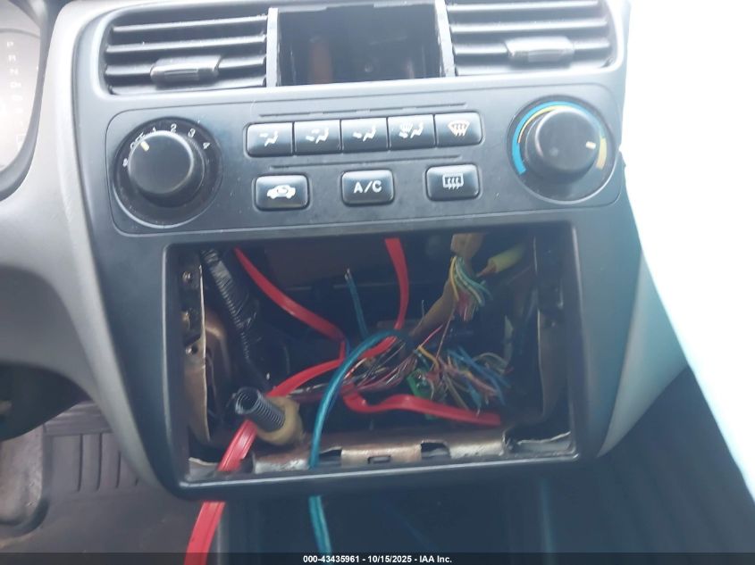 2002 Honda Accord Ex/Se VIN: 1HGCG668X2A158630 Lot: 43435961