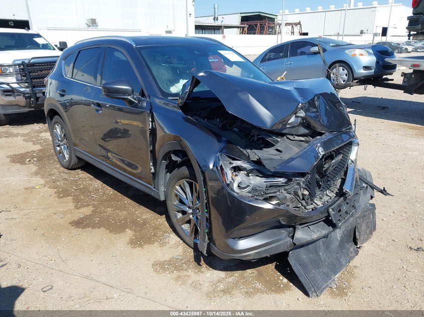 MAZDA CX-5 SIGNATURE