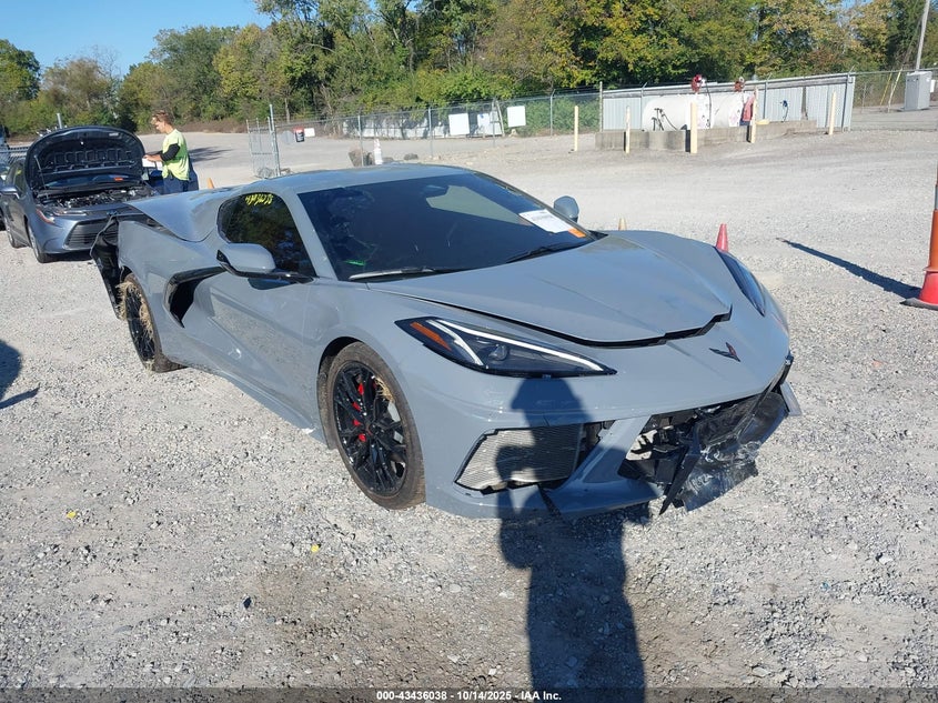 CHEVROLET CORVETTE RWD 1LT