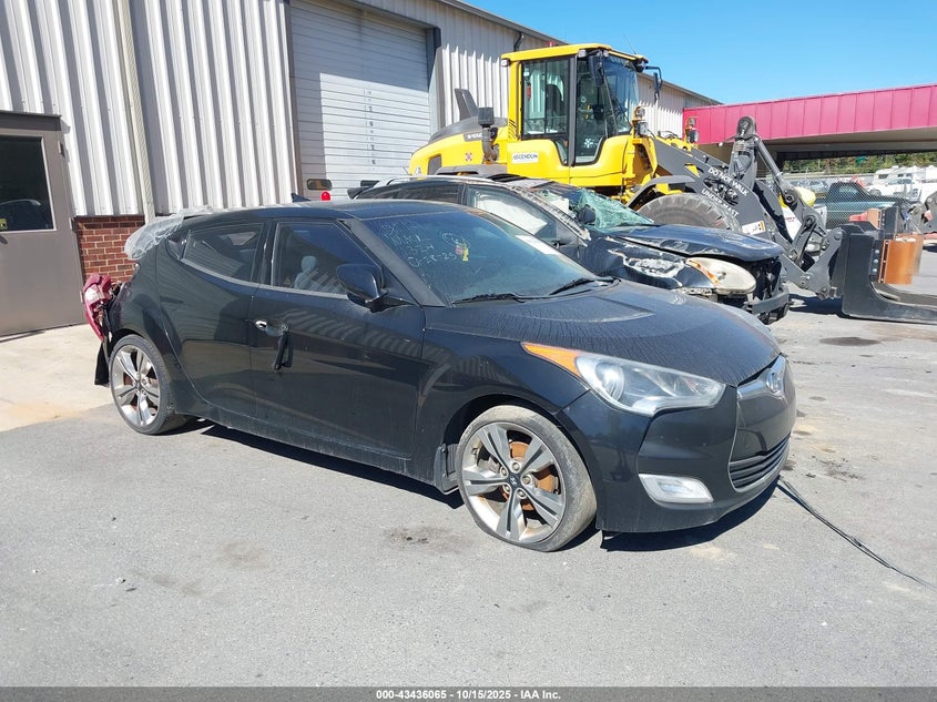 HYUNDAI VELOSTER BASE W/GRAY