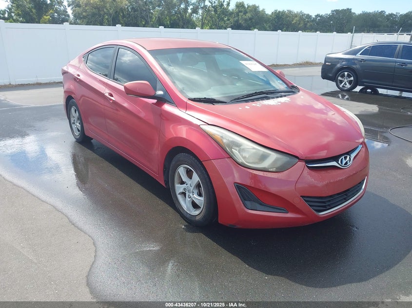 HYUNDAI ELANTRA SE