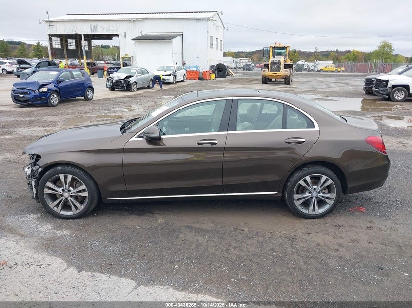 2017 Mercedes-Benz C 300 Luxury 4Matic VIN: 55SWF4KBXHU183661 Lot: 43436265