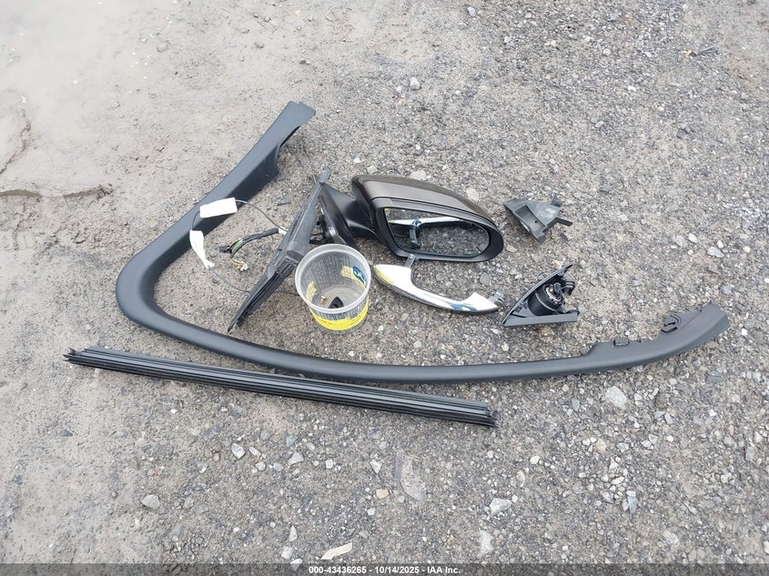 2017 Mercedes-Benz C 300 Luxury 4Matic VIN: 55SWF4KBXHU183661 Lot: 43436265