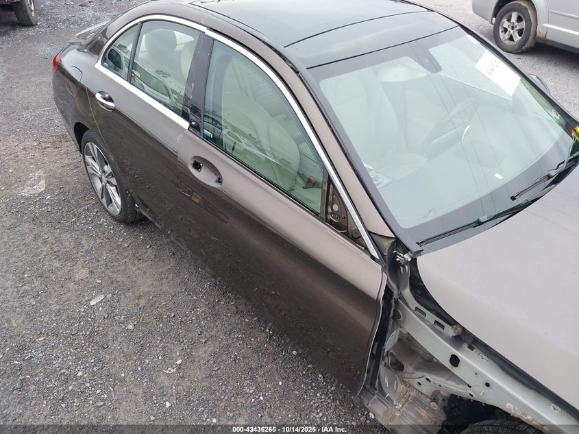 2017 Mercedes-Benz C 300 Luxury 4Matic VIN: 55SWF4KBXHU183661 Lot: 43436265