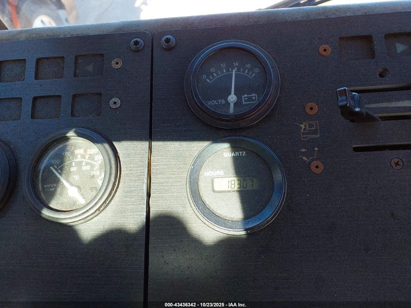 11VA812E56A000631 2006 Kalmar Cyt 30 3U auction photo 1