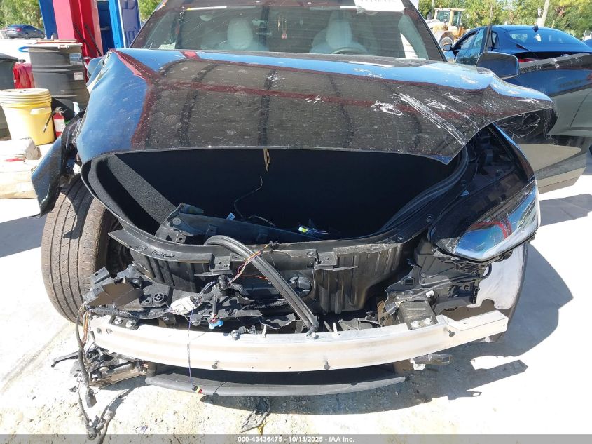 2025 Tesla Model X Plaid VIN: 7SAXCBE60SF462340 Lot: 43436475
