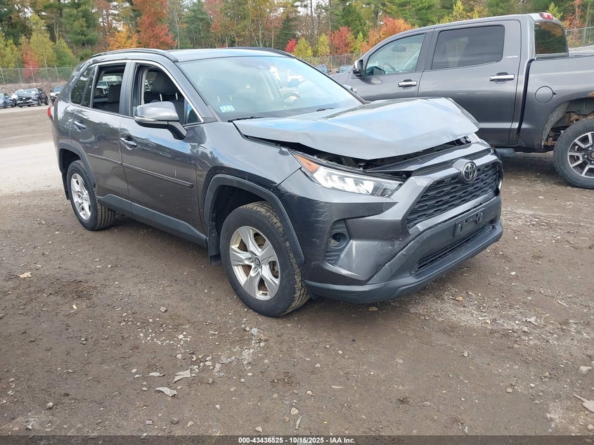 TOYOTA RAV4 XLE