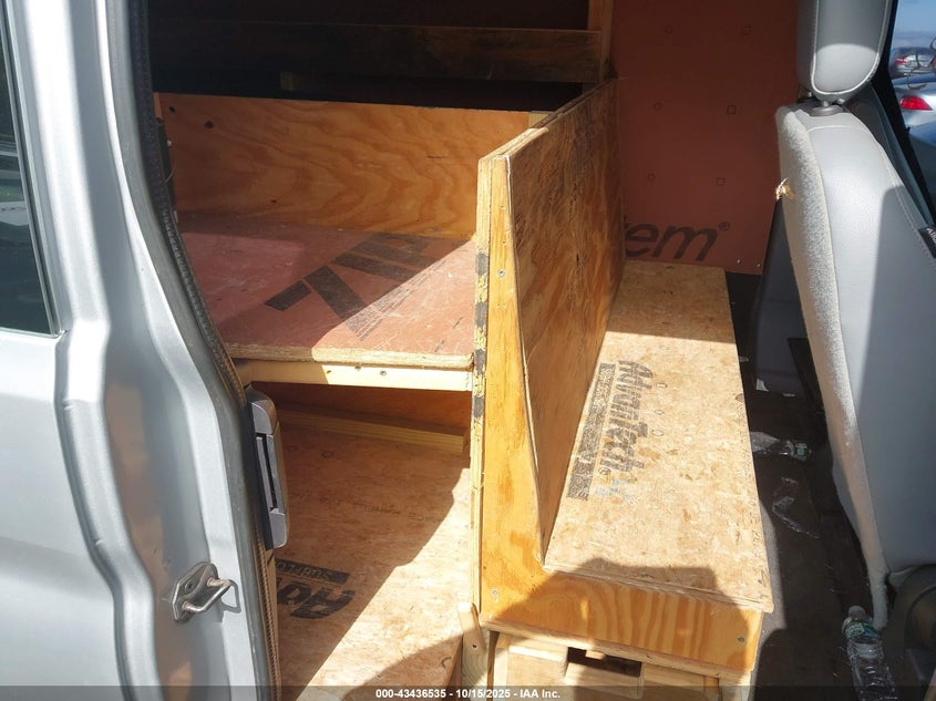 2017 Ford Transit-250 VIN: 1FTYR1ZM0HKB52462 Lot: 43436535