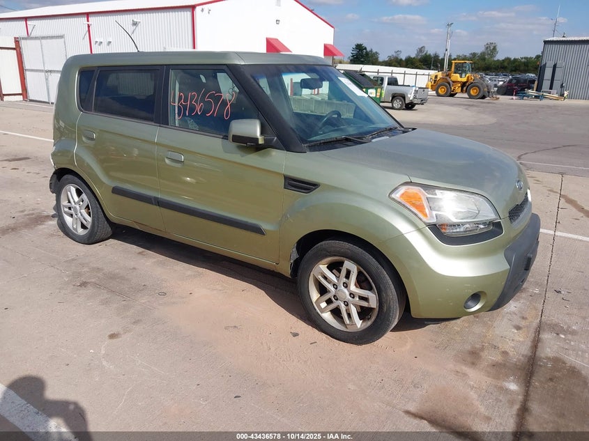 KIA SOUL +