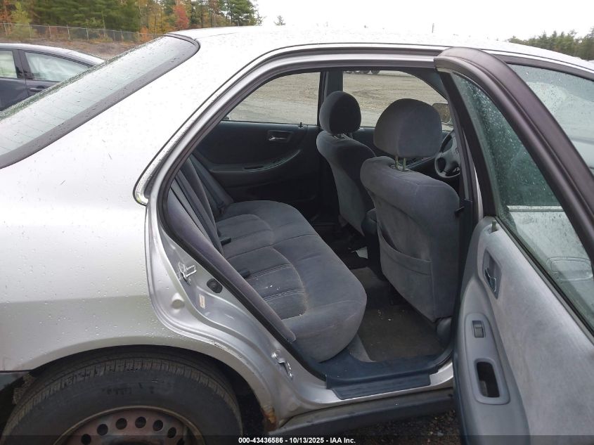 2000 Honda Accord 2.3 Lx VIN: 1HGCG5640YA004279 Lot: 43436586