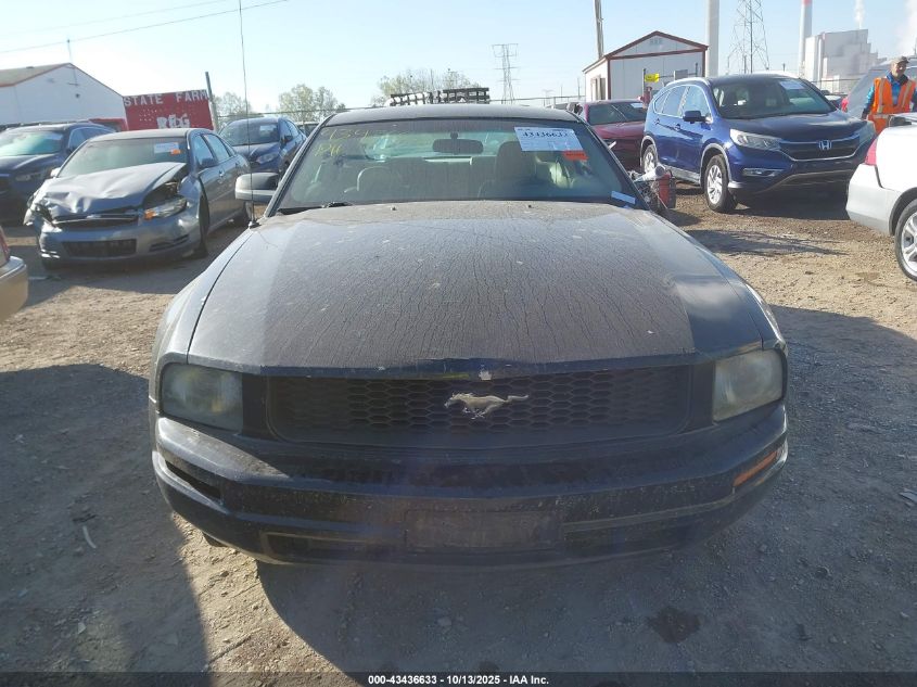 2005 Ford Mustang V6 Deluxe/V6 Premium VIN: 1ZVFT80NX55114915 Lot: 43436633