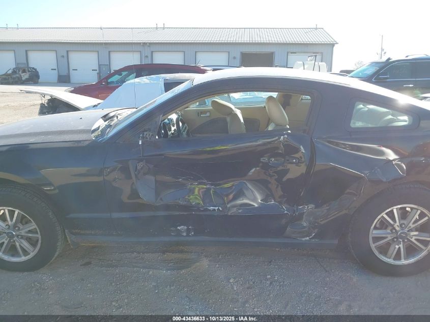 2005 Ford Mustang V6 Deluxe/V6 Premium VIN: 1ZVFT80NX55114915 Lot: 43436633